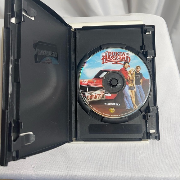 The Dukes of Hazzard Unrated DVD - Picture 2 of 4